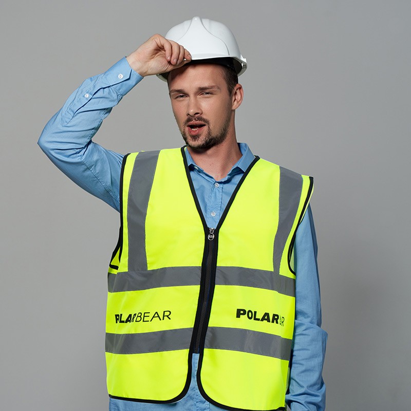 Safety Vest With Zipper Closure