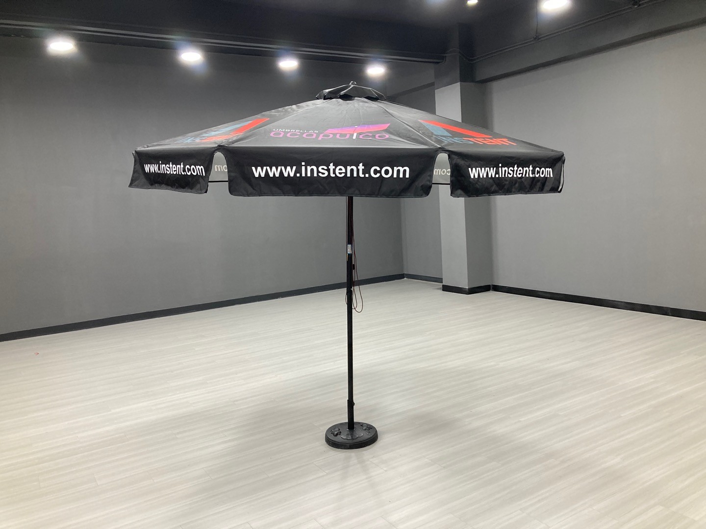 Custom Umbrella-Instent